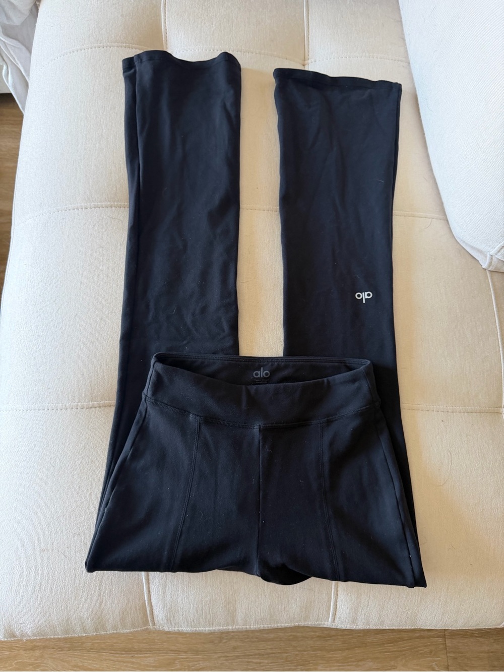 ALO yoga pants
